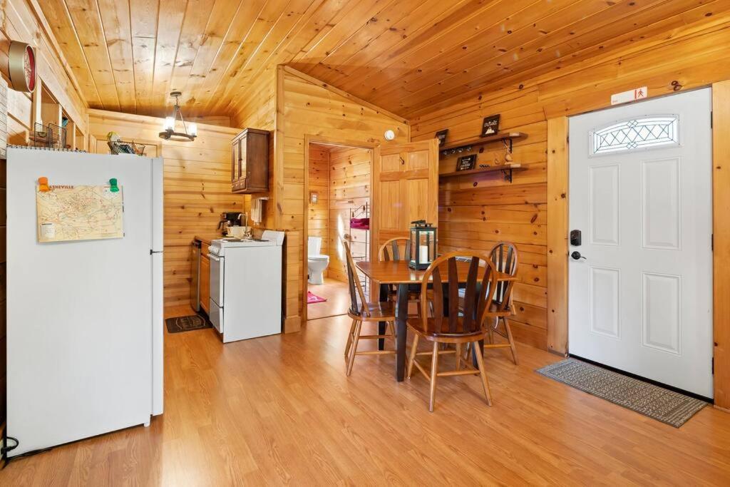 Dream Weaver Cabin Vila Candler Exterior foto