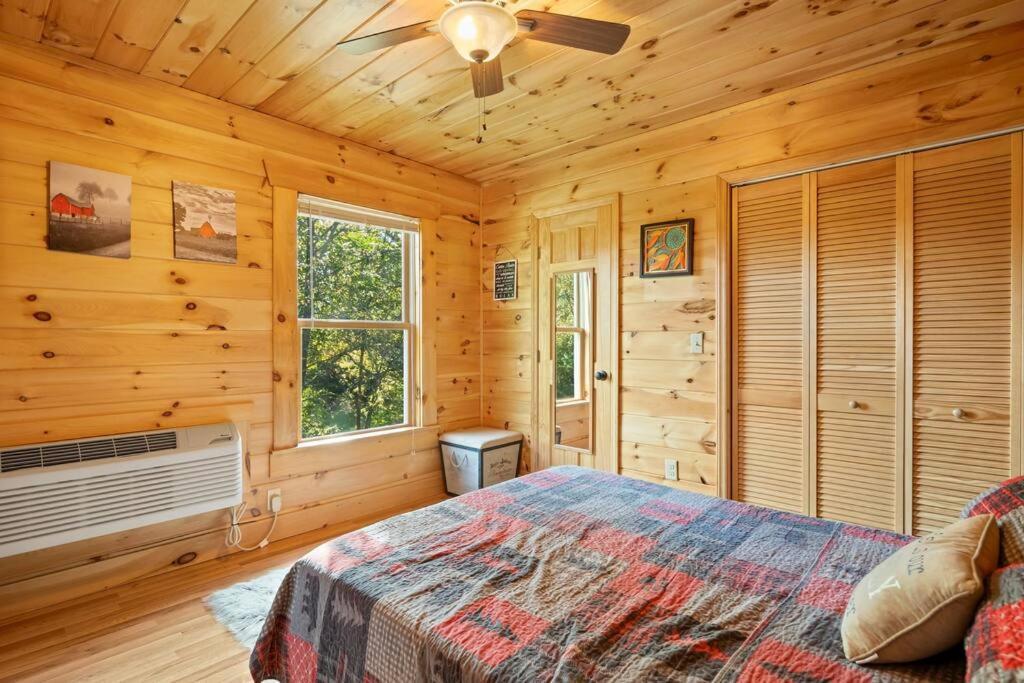 Dream Weaver Cabin Vila Candler Exterior foto